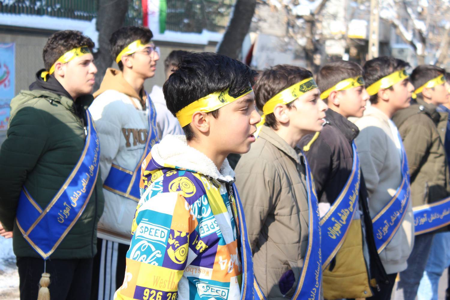 حضور پرشور دانش آموزان عضو انجمن های اسلامی  در راهپیمایی 22 بهمن