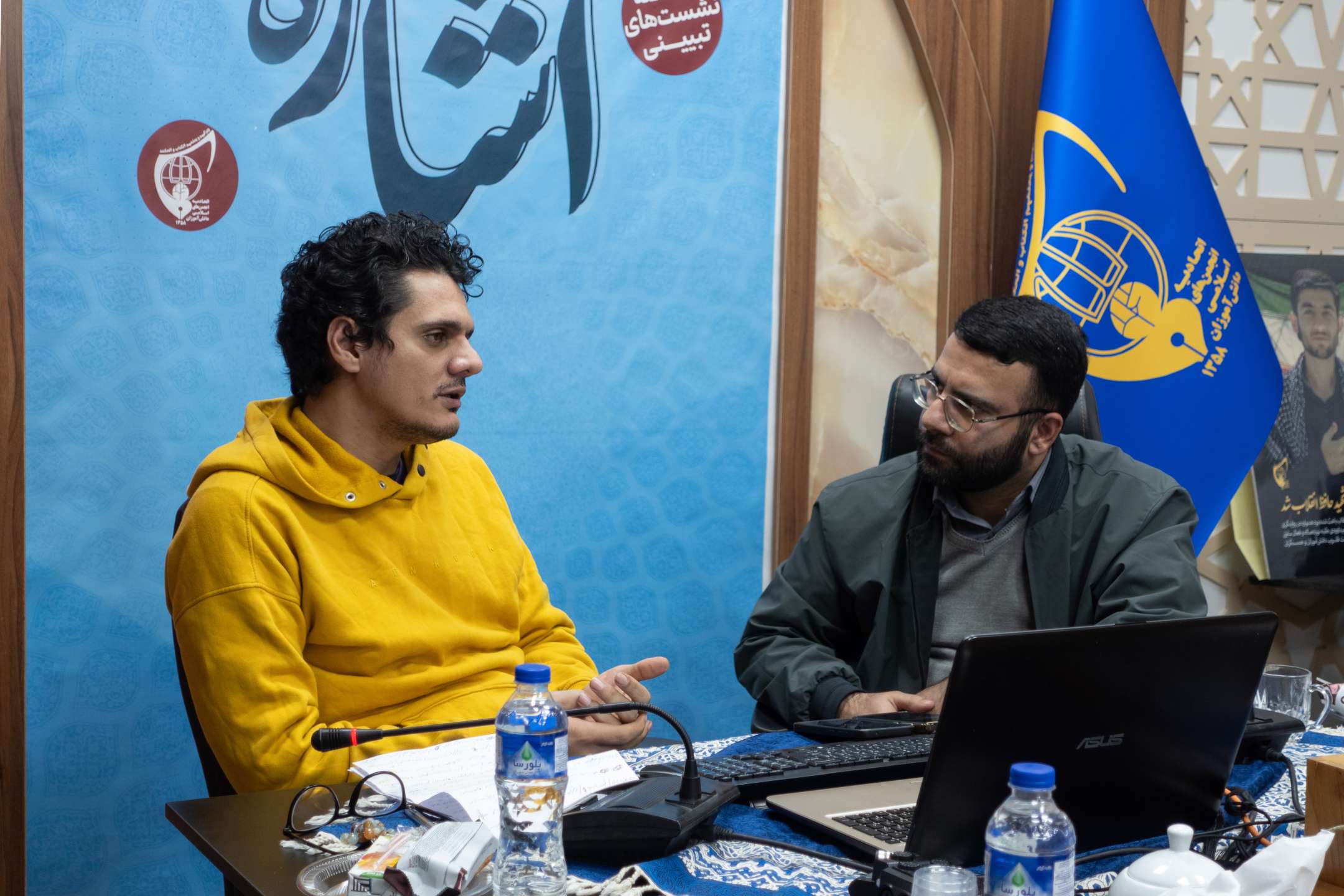 گزارش_تصویری  نشست تبیینی «اشاره» با حضور دکتر محمد رحمانی نویسنده پژوهشگر تاریخ  - ویژه شبکه دانش آموزی