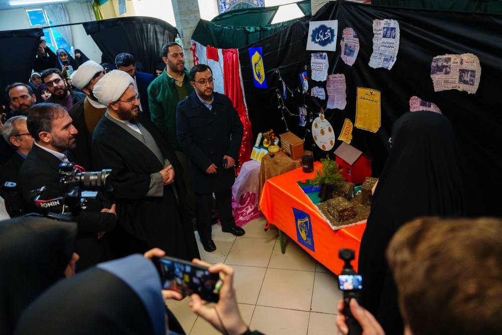 آئین افتتاحیه چهاردهمین رویداد دانش آموزی مدرسه انقلاب  /  تهران - مدرسه شاهد معلم -  13 بهمن ماه