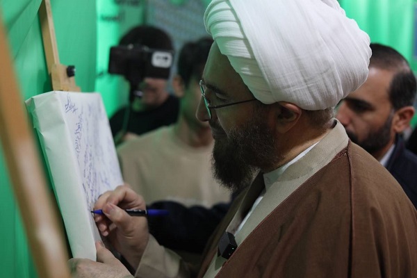 گزارش تصویری افتتاحیه نمایشگاه مدرسه انقلاب استان قزوین با حضور نماینده مقام معظم رهبری و دبیرکل اتحادیه انجمن های اسلامی دانش آموزان