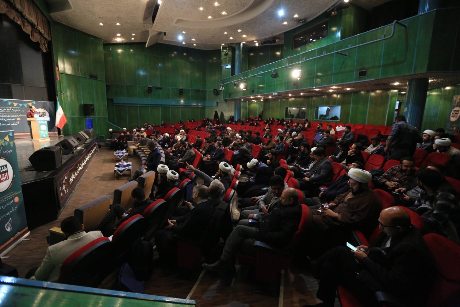 دومین دوره ملی کاردو ی آموزشی مدرسه انقلاب آغاز شد